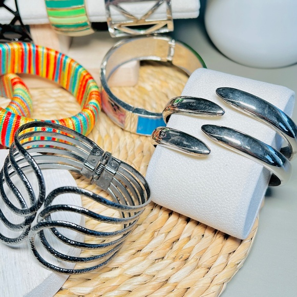 SALE Group of Vintage to Modern Art Deco Statement Bracelets, Set of 10 - Picture 8 of 16